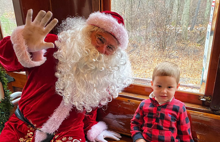 Storytime Trolley with Santa & his Elf
